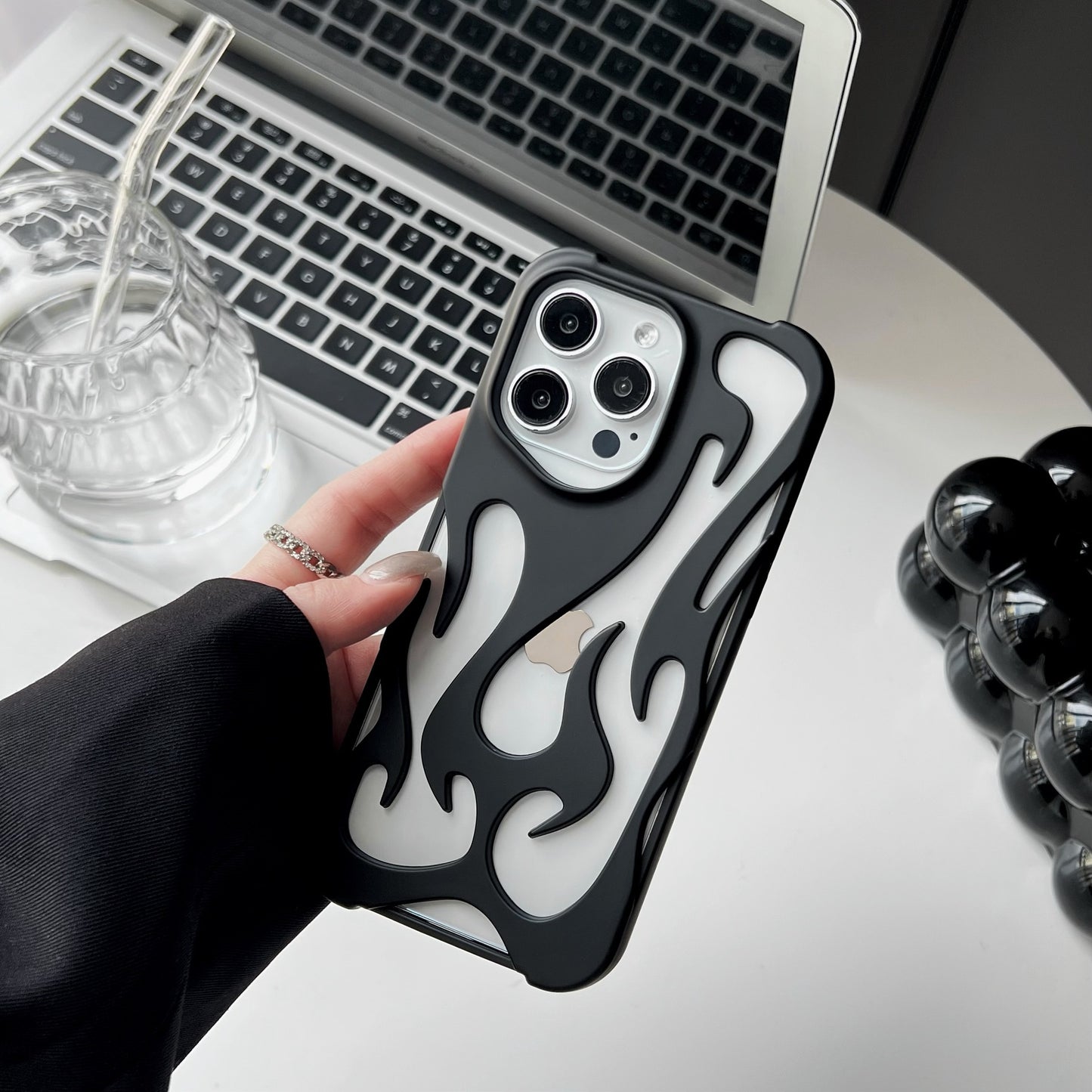 Luxe Flame-Pattern Electroplated Phone Case with Hollow Heat Dissipation