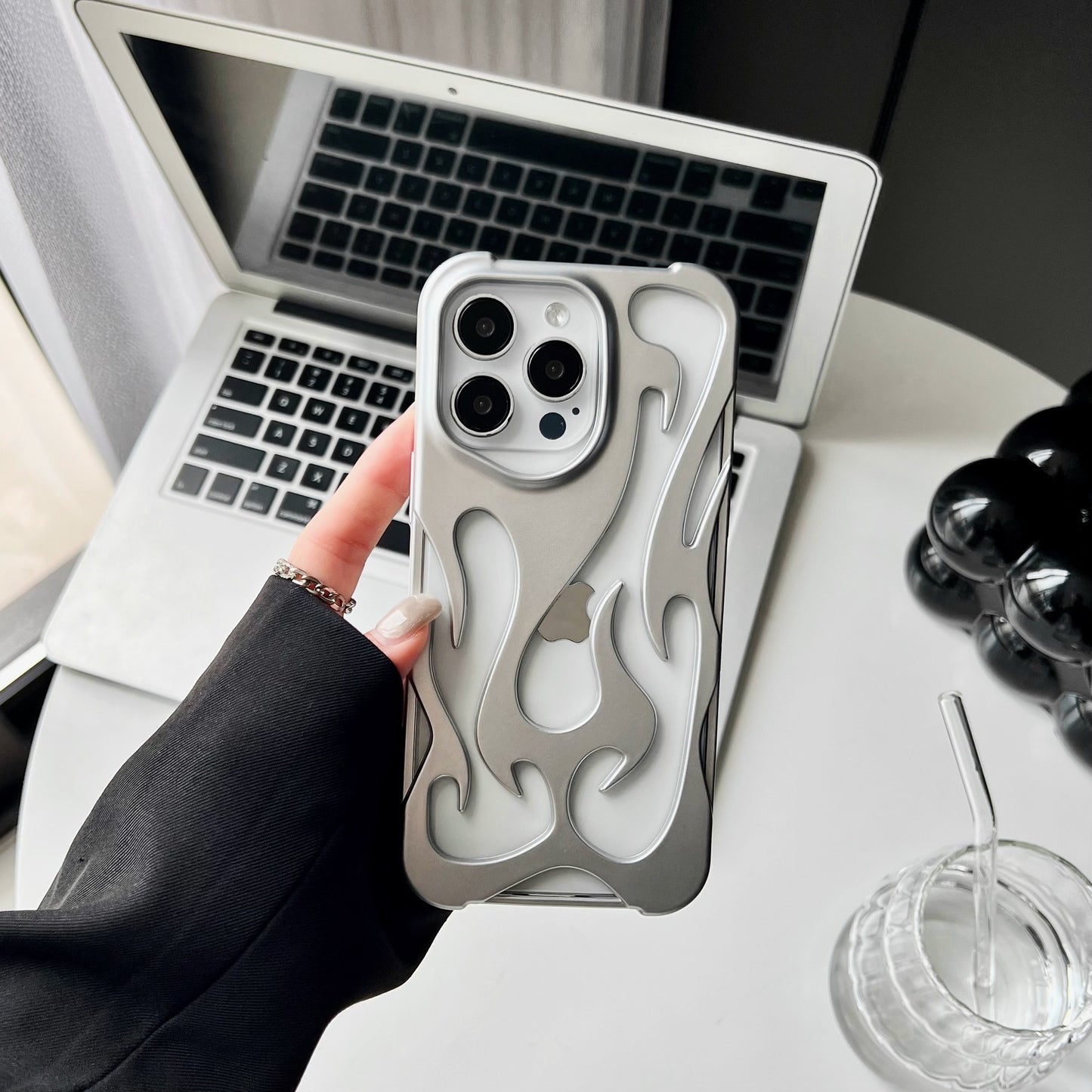 Luxe Flame-Pattern Electroplated Phone Case with Hollow Heat Dissipation