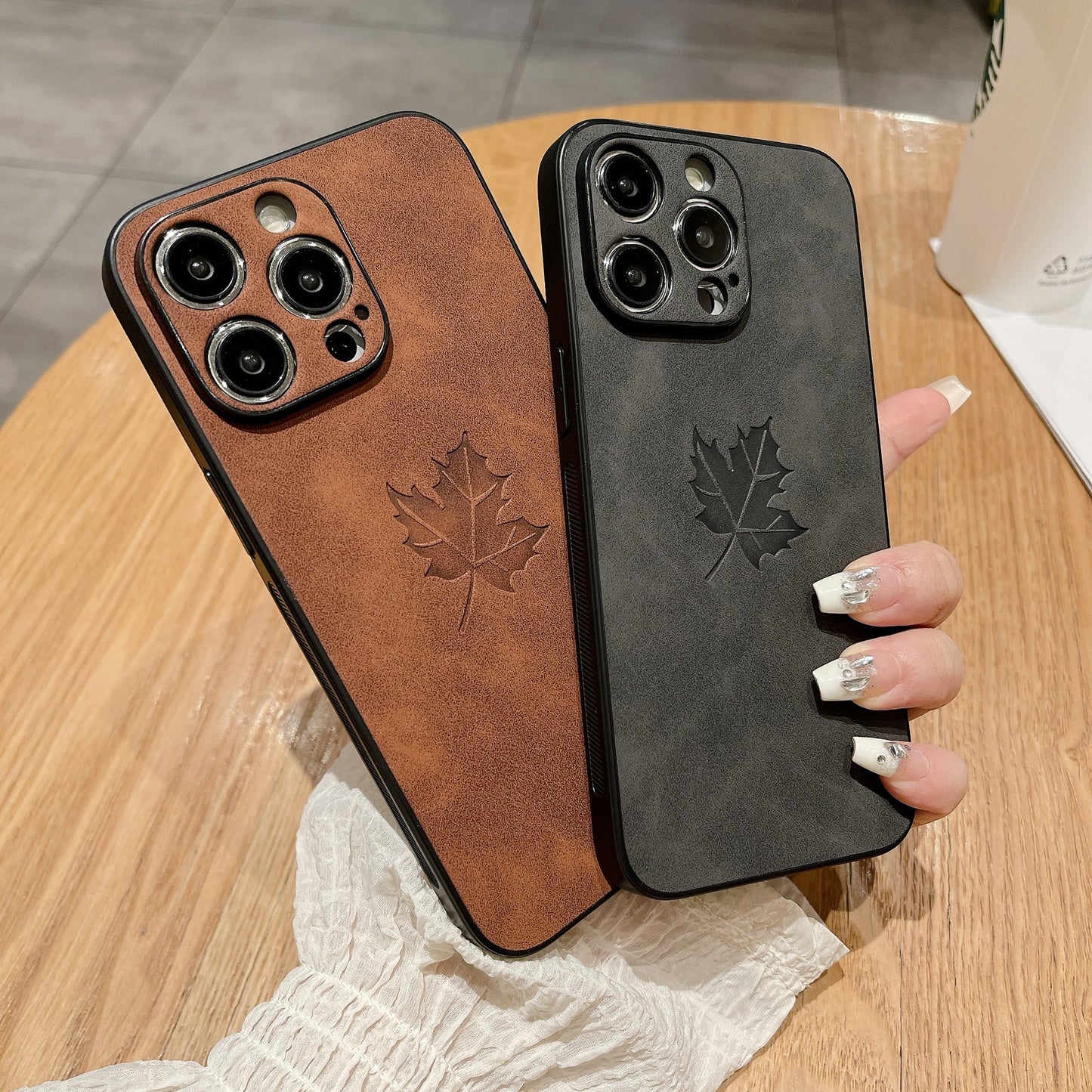 Skin Feeling Lambskin Maple Leaf Phone Case for iPhone 17/17PROMAX/PRO/AIR
