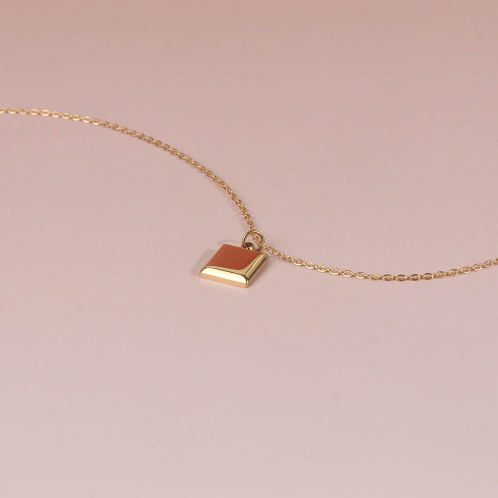 IGERNE DELACROIX NECKLACE - The Vibe Haven