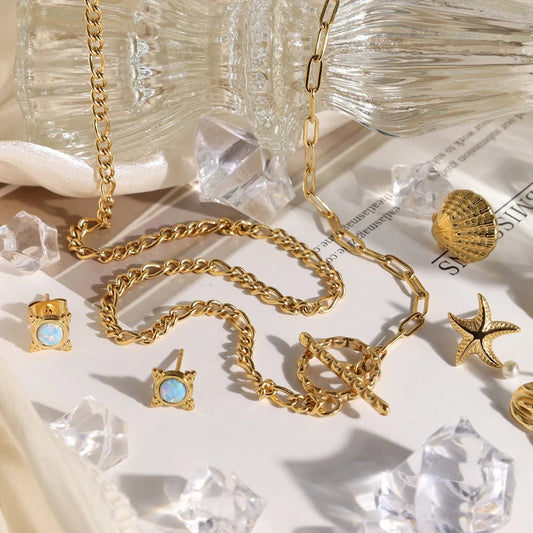 Chaîne Dorée Céleste Gold Necklace - The Vibe Haven